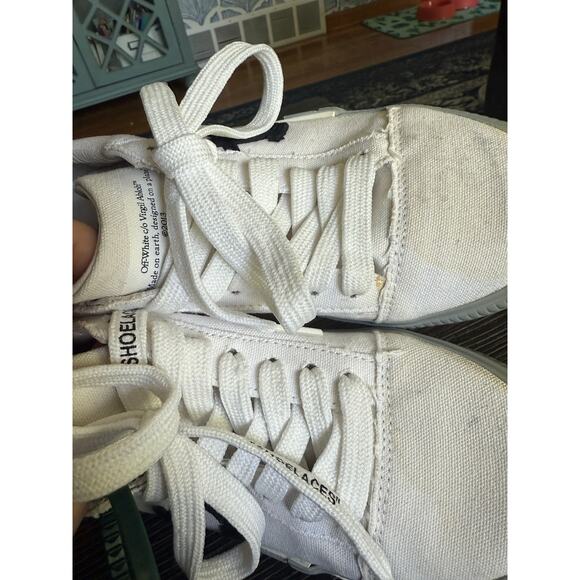 OFF-WHITE Vulcanized White & Gray Canvas Low Top Sneakers Sz. 37 - Picture 4 of 11